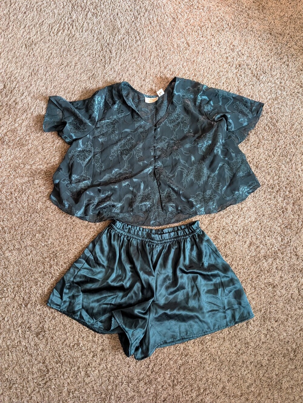 Victoria’s Secret Gold Label Forest Green Jacquard Satin Pajama Set Size M